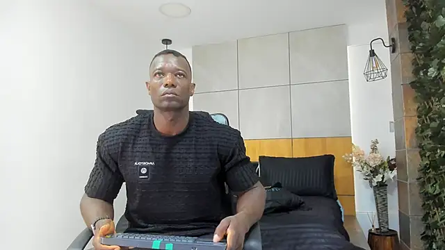 Snapshot of MarcusBlack_ chatting on 27, 2, 2026 MarcusBlack online show from 27, 2, 2026