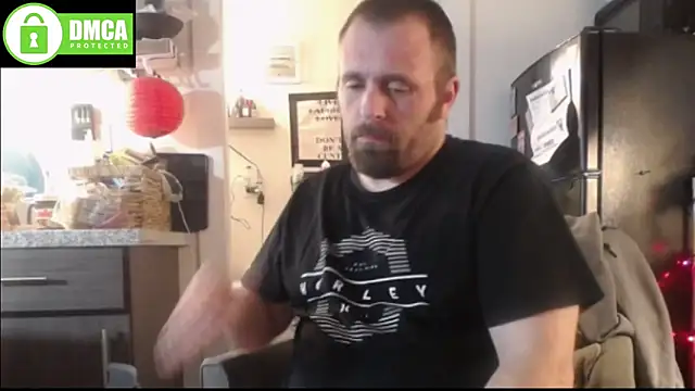 Snapshot of Thumper_ss chatting on 17, 11, 2025 Thumper ss online show from 17, 11, 2025