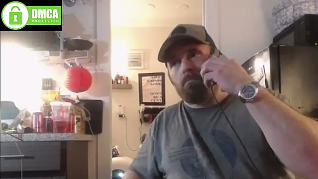 Snapshot of Thumper_ss chatting on 28, 11, 2025 Thumper ss online show from 28, 11, 2025