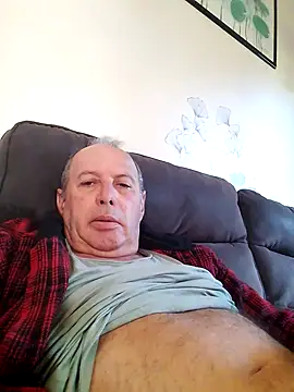 Snapshot of Vince072 chatting on 15, 9, 2025 Vince072 online show from 15, 9, 2025