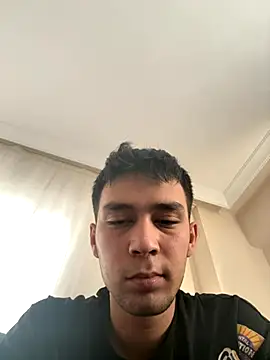Snapshot of Yucel_9595 chatting on 27, 10, 2025 Yucel 9595 online show from 27, 10, 2025