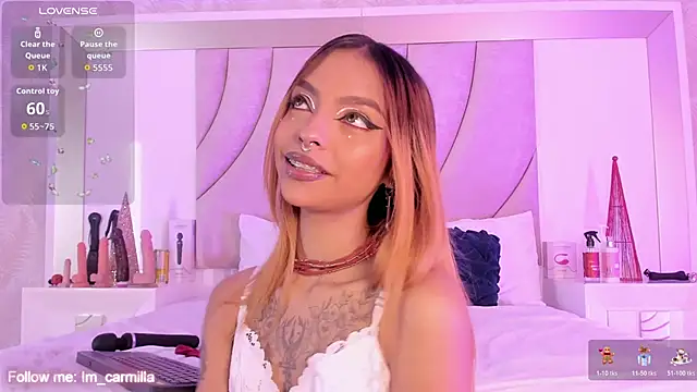 Snapshot of AnnahiBaker chatting on 15, 12, 2025 AnnahiBaker online show from 15, 12, 2025