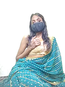 Snapshot of Riya_R24 chatting on 24, 11, 2025 Riya R24 online show from 24, 11, 2025