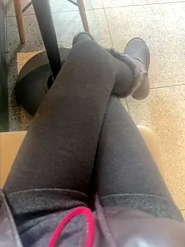 xiaoyuan01 online show from 16, 12, 2025