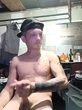 Snapshot of mastertrap chatting on 16, 11, 2025 mastertrap online show from 16, 11, 2025