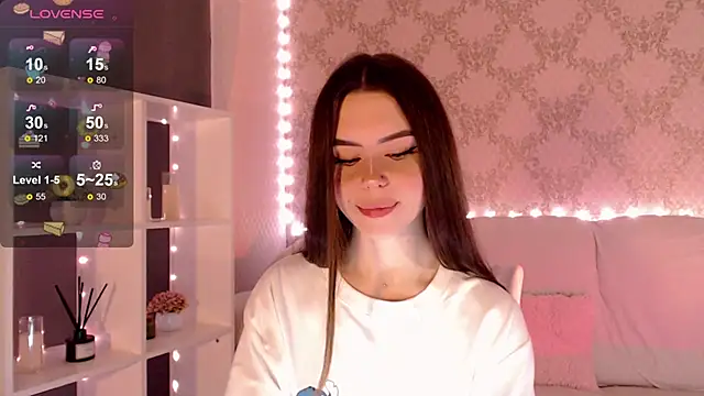 Snapshot of HolyMiax chatting on 29, 9, 2025 HolyMiax online show from 29, 9, 2025