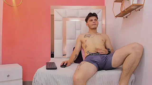 erickandnatasha 69 online show from 18, 2, 2026