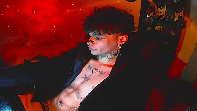 Snapshot of prince_x_dark chatting on 18, 10, 2025 prince x dark online show from 18, 10, 2025