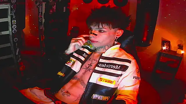 Snapshot of prince_x_dark chatting on 5, 11, 2025 prince x dark online show from 5, 11, 2025