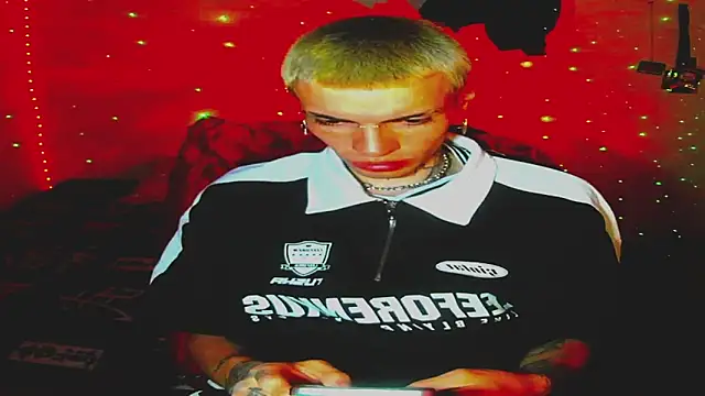 Snapshot of prince_x_dark chatting on 14, 5, 2026 prince x dark online show from 14, 5, 2026