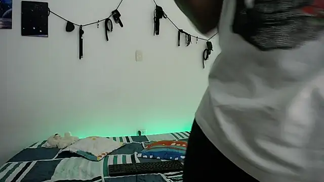 Snapshot of morbo_total69 chatting on 29, 10, 2025 morbo total69 online show from 29, 10, 2025