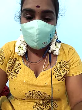 Snapshot of Tamil_riyalini12 chatting on 16, 9, 2025 Tamil riyalini12 online show from 16, 9, 2025