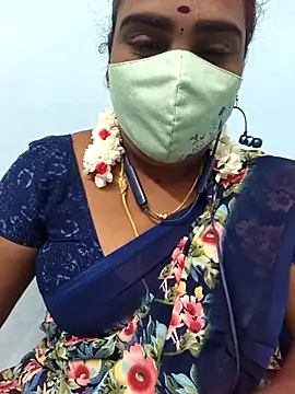 Snapshot of Tamil_riyalini12 chatting on 24, 10, 2025 Tamil riyalini12 online show from 24, 10, 2025