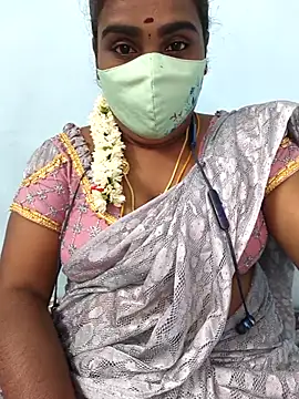 Snapshot of Tamil_riyalini12 chatting on 4, 12, 2025 Tamil riyalini12 online show from 4, 12, 2025