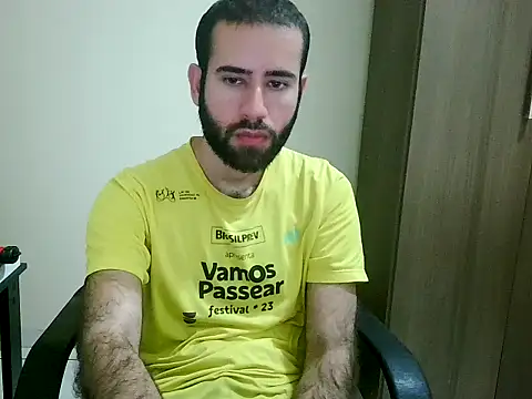 Snapshot of fthrfthr chatting on 14, 10, 2025 fthrfthr online show from 14, 10, 2025