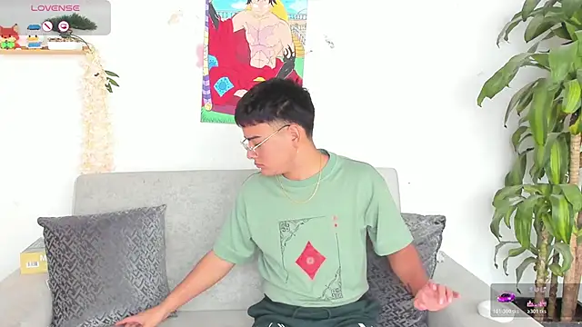 Snapshot of Young_Ben chatting on 20, 11, 2025 Young Ben online show from 20, 11, 2025