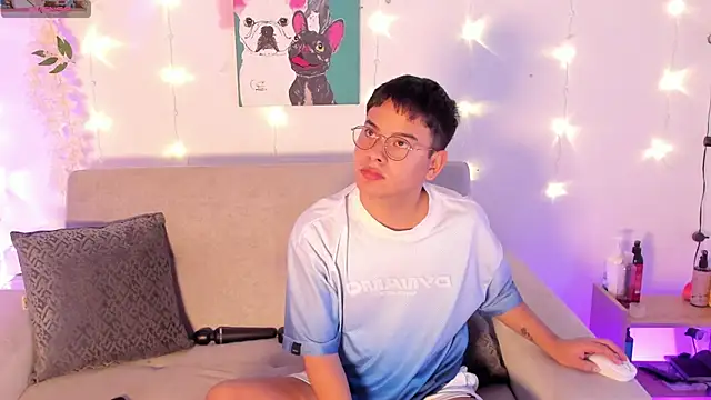 Snapshot of Young_Ben chatting on 3, 5, 2026 Young Ben online show from 3, 5, 2026
