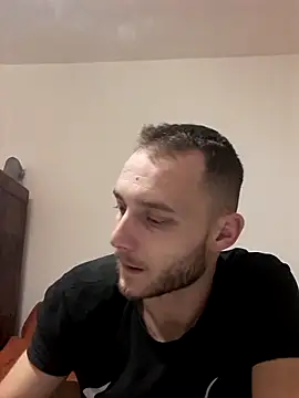 Snapshot of JeanBoney chatting on 17, 12, 2025 JeanBoney online show from 17, 12, 2025