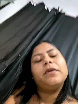 Snapshot of tigresa865 chatting on 11, 10, 2025 tigresa865 online show from 11, 10, 2025