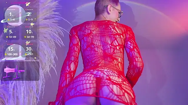 liiamluna  online show from 2, 10, 2025