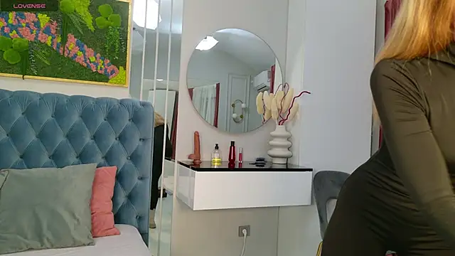 SiennaPierce online show from 14, 1, 2026