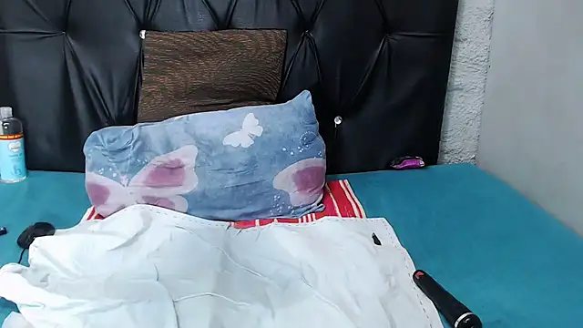 babyotria online show from 1, 11, 2025