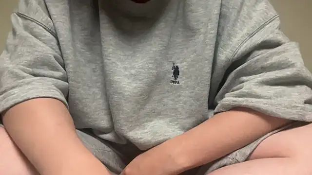 Snapshot of Yuta20002 chatting on 20, 10, 2025 Yuta20002 online show from 20, 10, 2025