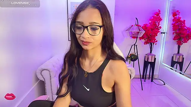 Snapshot of Katty_rounds chatting on 9, 10, 2025 Katty rounds online show from 9, 10, 2025