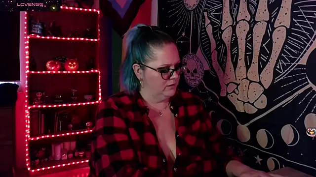 Snapshot of Kinky_Witch chatting on 26, 10, 2025 Kinky Witch online show from 26, 10, 2025