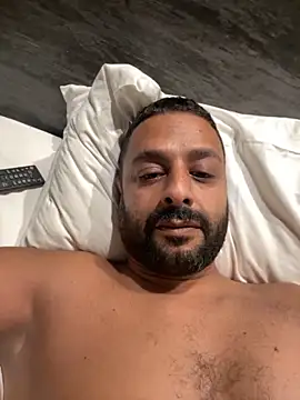 Snapshot of anaahmed30 chatting on 4, 12, 2025 anaahmed30 online show from 4, 12, 2025