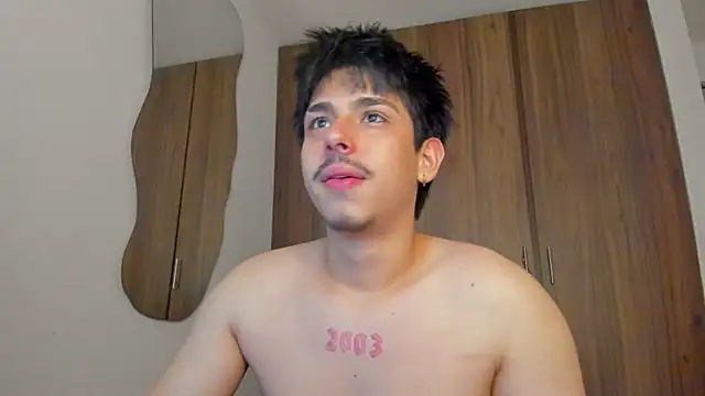 Snapshot of Maximo_Miller chatting on 1, 8, 2026 Maximo Miller online show from 1, 8, 2026