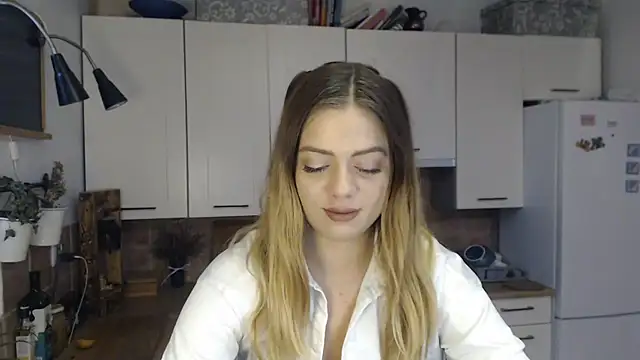 BuffyxLUST online show from 12, 11, 2025