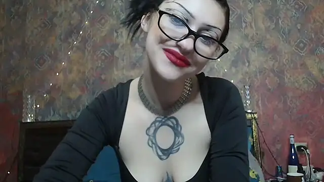 Snapshot of Susie_su chatting on 3, 12, 2025 Susie su online show from 3, 12, 2025