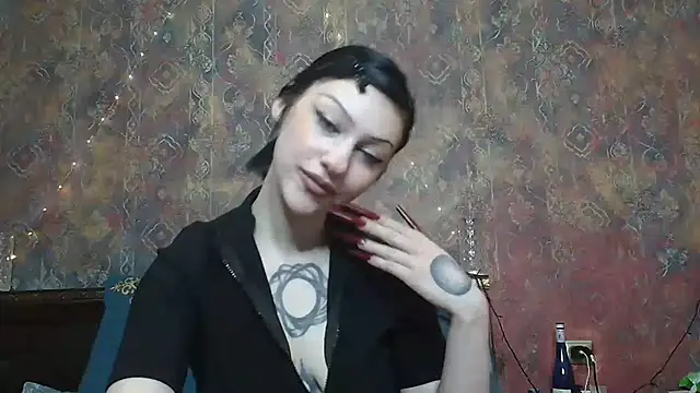 Snapshot of Susie_su chatting on 4, 12, 2025 Susie su online show from 4, 12, 2025