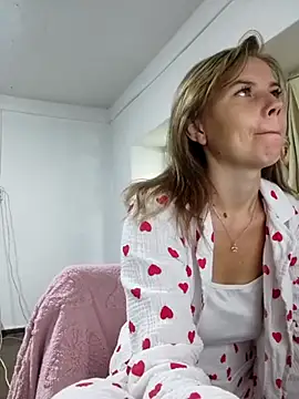 Snapshot of YOURLIKAA chatting on 23, 9, 2025 YOURLIKAA online show from 23, 9, 2025