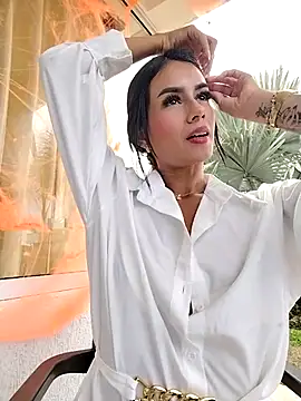 Snapshot of Juliana_Xander chatting on 20, 10, 2025 Juliana Xander online show from 20, 10, 2025