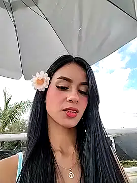 Snapshot of Juliana_Xander chatting on 24, 10, 2025 Juliana Xander online show from 24, 10, 2025