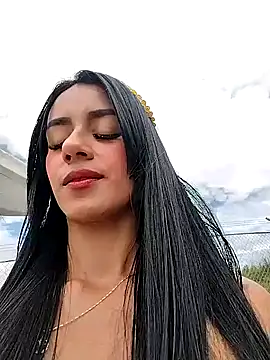 Snapshot of Juliana_Xander chatting on 28, 10, 2025 Juliana Xander online show from 28, 10, 2025