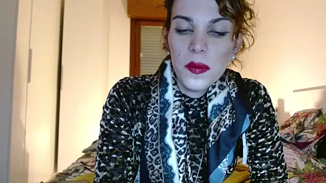 Snapshot of refem9 chatting on 9, 10, 2025 refem9 online show from 9, 10, 2025
