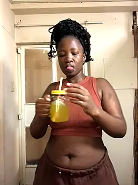 MissREAHx online show from 23, 10, 2025