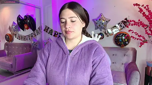 Snapshot of Antonella_wild chatting on 26, 10, 2025 Antonella wild online show from 26, 10, 2025