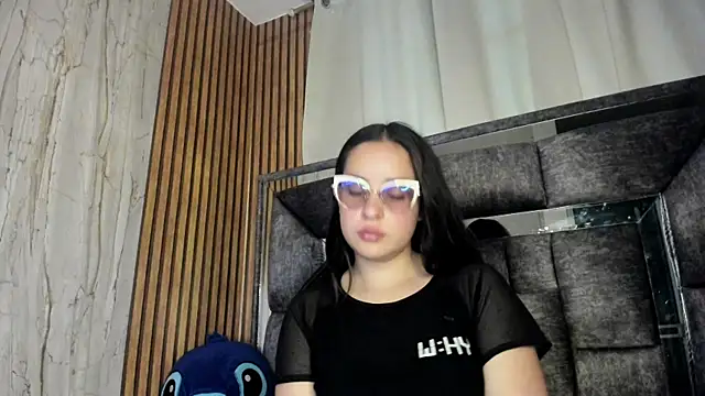 Snapshot of Cherry__Hot chatting on 24, 10, 2025 Cherry Hot online show from 24, 10, 2025