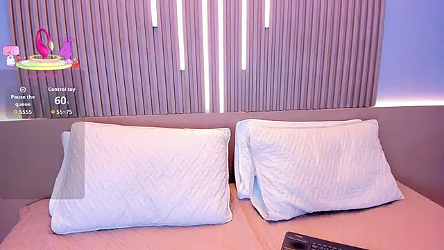 Camile cute online show from 6, 2, 2026