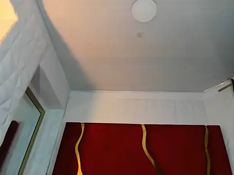 chaniesmith69x online show from 24, 11, 2025