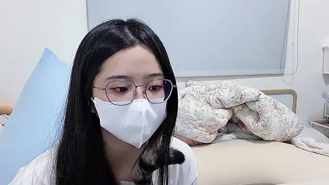 Snapshot of LHeart chatting on 8, 6, 2026 LHeart online show from 8, 6, 2026