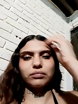 Snapshot of Alis_1327 chatting on 7, 10, 2025 Alis 1327 online show from 7, 10, 2025