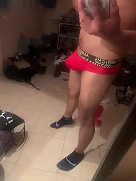 Snapshot of Albertovr27 chatting on 7, 11, 2025 Albertovr27 online show from 7, 11, 2025