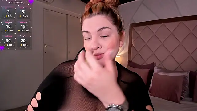 Snapshot of anabelle_clark chatting on 16, 10, 2025 anabelle clark online show from 16, 10, 2025