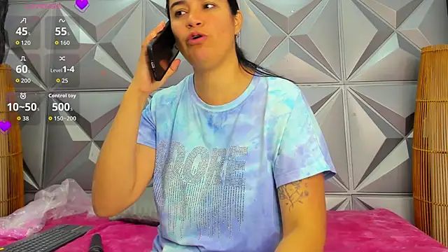 Snapshot of GreciaFox1 chatting on 20, 11, 2025 GreciaFox1 online show from 20, 11, 2025