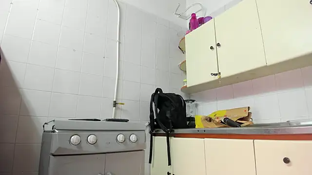 Snapshot of GreciaFox1 chatting on 2, 12, 2025 GreciaFox1 online show from 2, 12, 2025